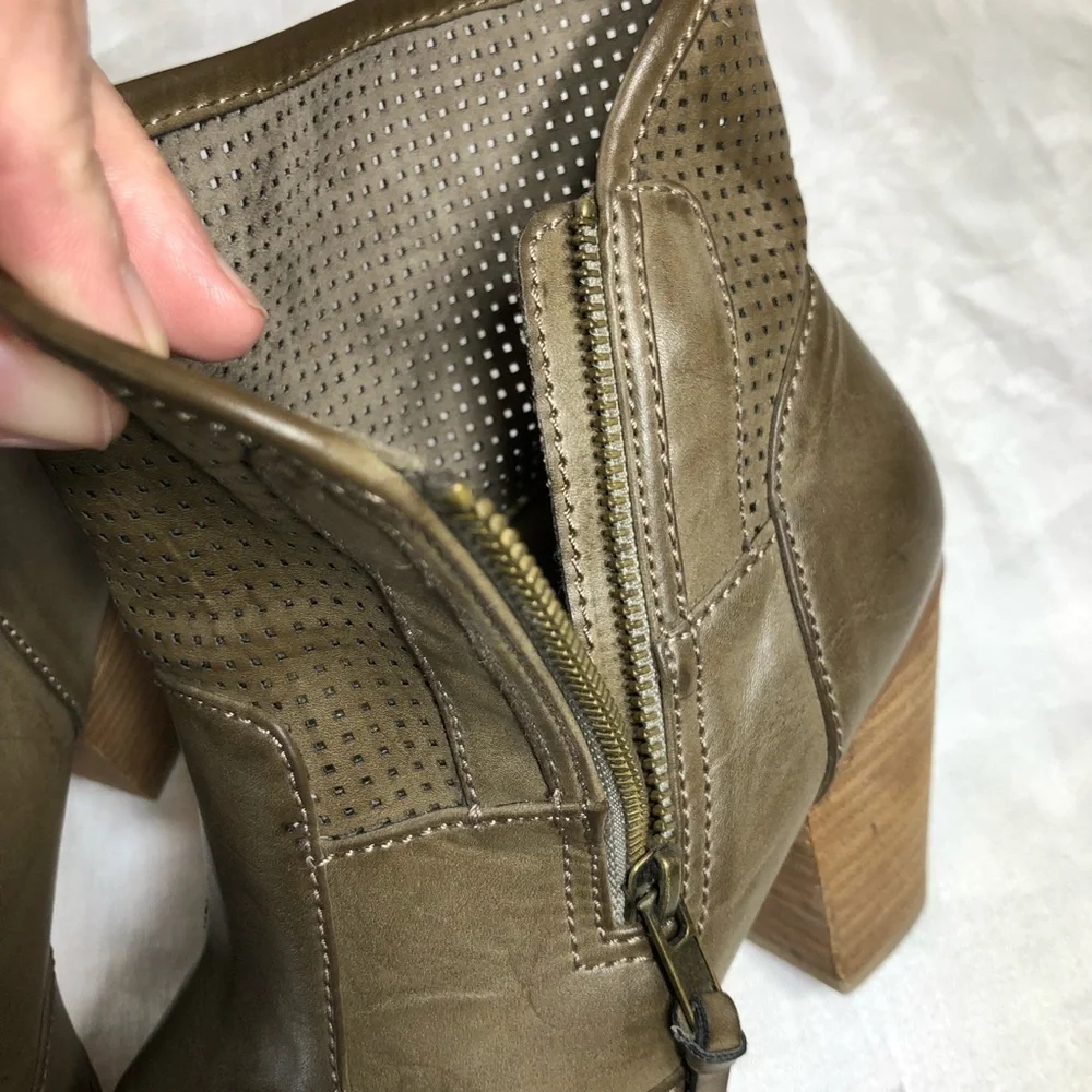Report Jamie Heeled Boots